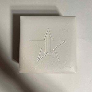 Jeffree Star Cosmetics Makeup Extreme Frost in Gag Me Face Highlighter NIB